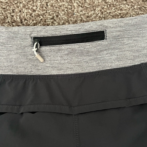 lululemon speed up shorts - Picture 4 of 5